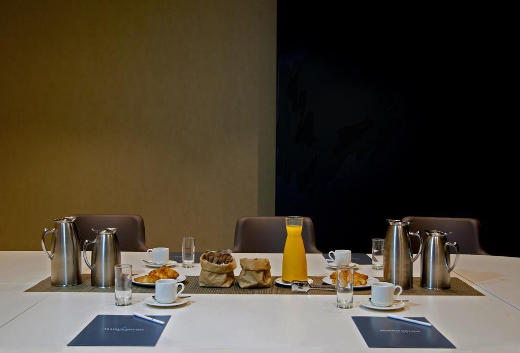 Aravaca Village Hotel Madrid Eksteriør bilde